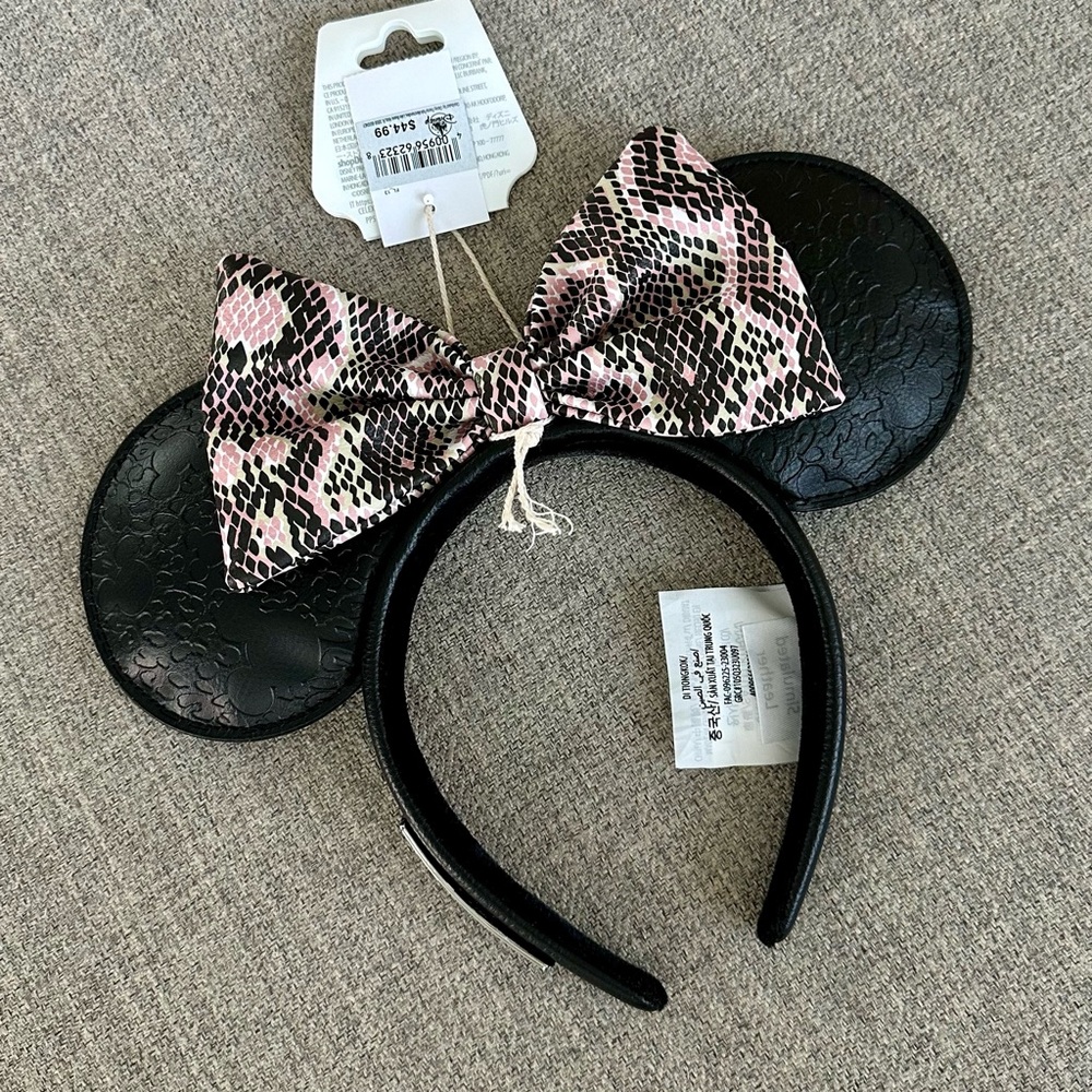 Disney Loungefly Animal Kingdom Minnie Ears